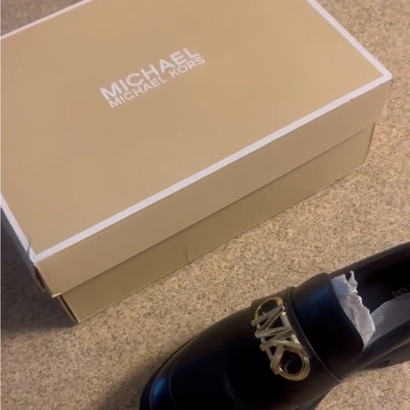 Michael Kors- Genuine Leather, Parker Lug Loafers-Women's - Picture 4 of 5